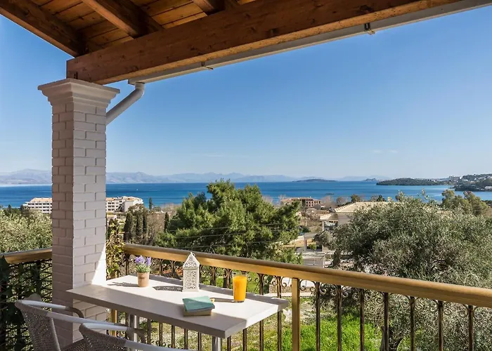 Aloe Seaview Apartments By Konnect, 500M From Dassia Beach